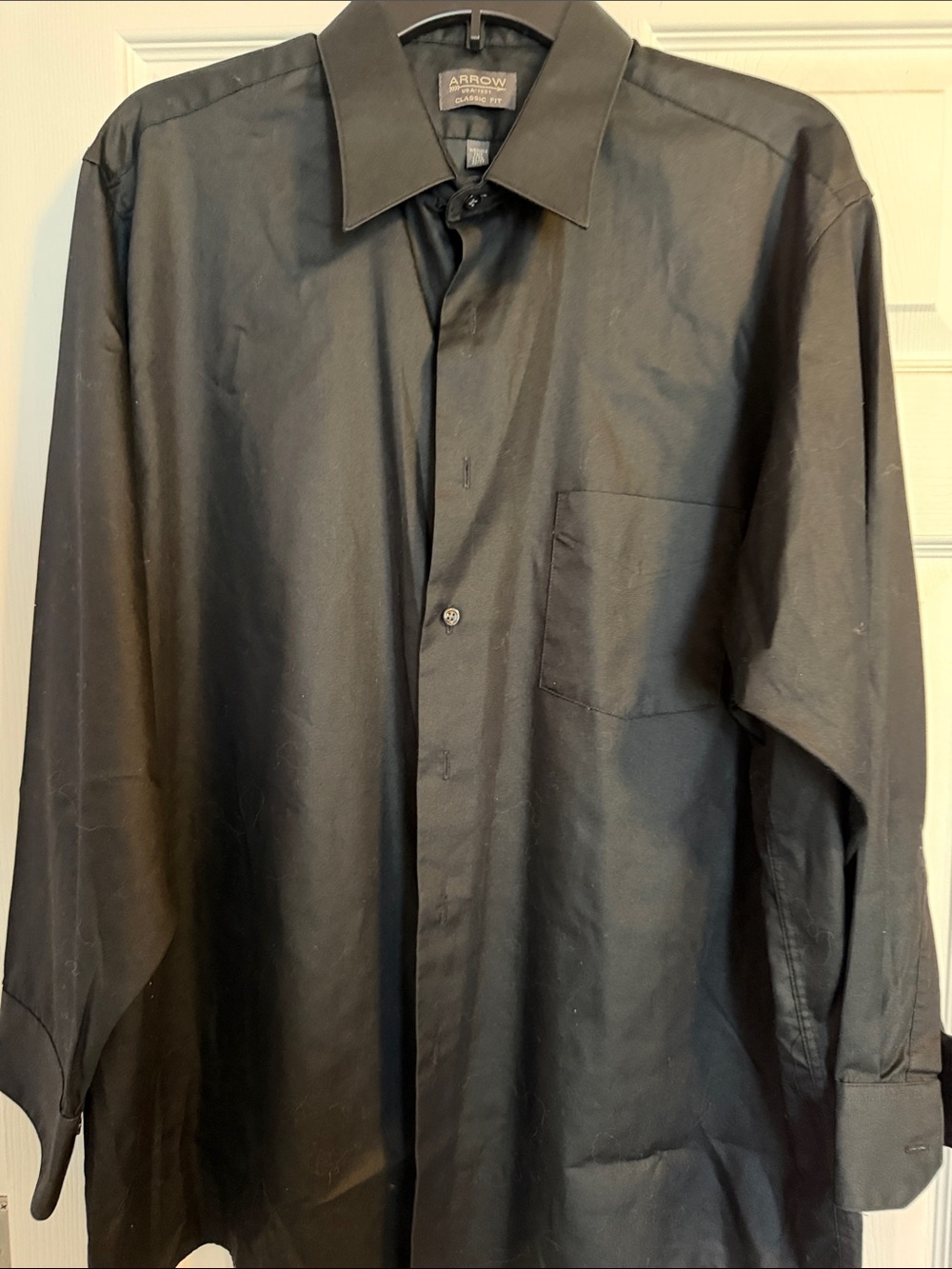 Arrow Black Long-Sleeve Dress Shirt with Chest Pocket